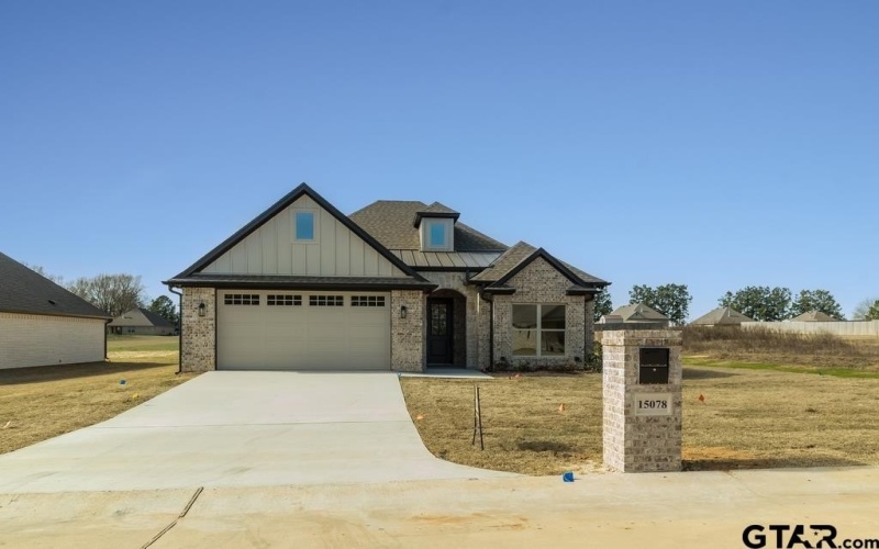 15078 High Country Acres Lane, Tyler, TX 75706, 3 Bedrooms Bedrooms, ,2 BathroomsBathrooms,Residential,For Sale,15078 High Country Acres Lane,25000445