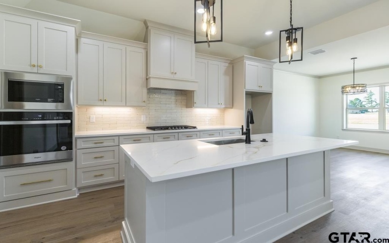 15078 High Country Acres Lane, Tyler, TX 75706, 3 Bedrooms Bedrooms, ,2 BathroomsBathrooms,Residential,For Sale,15078 High Country Acres Lane,25000445