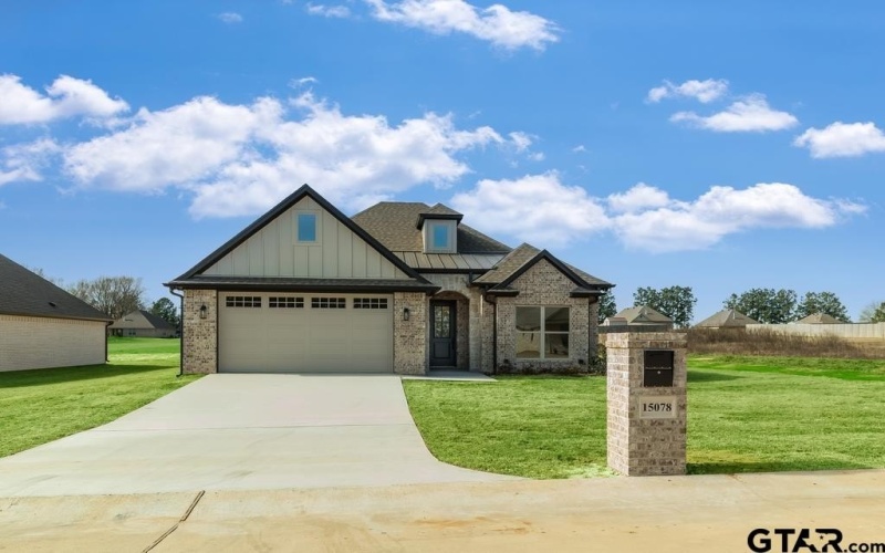 15078 High Country Acres Lane, Tyler, TX 75706, 3 Bedrooms Bedrooms, ,2 BathroomsBathrooms,Residential,For Sale,15078 High Country Acres Lane,25000445