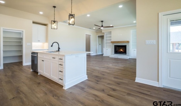 15092 High Country Acres Lane, Tyler, TX 75706, 3 Bedrooms Bedrooms, ,2 BathroomsBathrooms,Residential,For Sale,15092 High Country Acres Lane,25000446