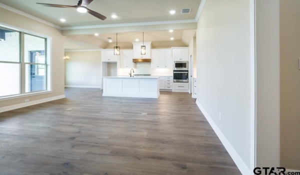 15092 High Country Acres Lane, Tyler, TX 75706, 3 Bedrooms Bedrooms, ,2 BathroomsBathrooms,Residential,For Sale,15092 High Country Acres Lane,25000446
