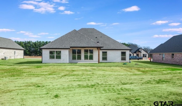 15092 High Country Acres Lane, Tyler, TX 75706, 3 Bedrooms Bedrooms, ,2 BathroomsBathrooms,Residential,For Sale,15092 High Country Acres Lane,25000446