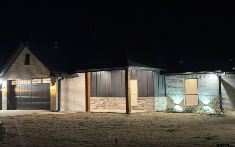 15092 High Country Acres Lane, Tyler, TX 75706, 3 Bedrooms Bedrooms, ,2 BathroomsBathrooms,Residential,For Sale,15092 High Country Acres Lane,25000446
