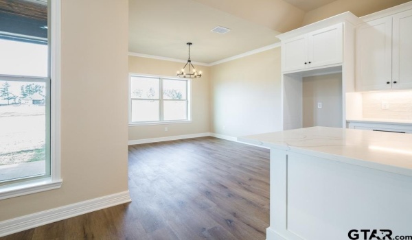 15092 High Country Acres Lane, Tyler, TX 75706, 3 Bedrooms Bedrooms, ,2 BathroomsBathrooms,Residential,For Sale,15092 High Country Acres Lane,25000446