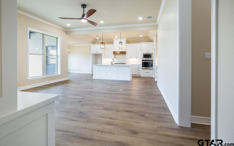 15092 High Country Acres Lane, Tyler, TX 75706, 3 Bedrooms Bedrooms, ,2 BathroomsBathrooms,Residential,For Sale,15092 High Country Acres Lane,25000446