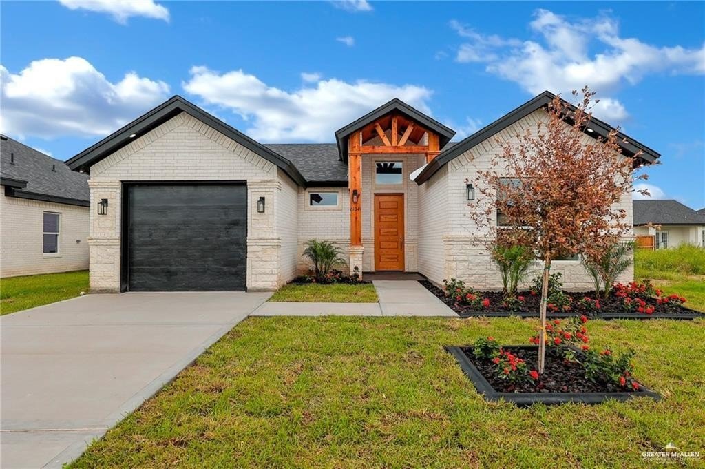 6104 N Playa Del Sol Street, Edinburg, TX 78542, 3 Habitaciones Habitaciones , ,2 BañosBaños,Residential,En Venta,6104 N Playa Del Sol Street,466339