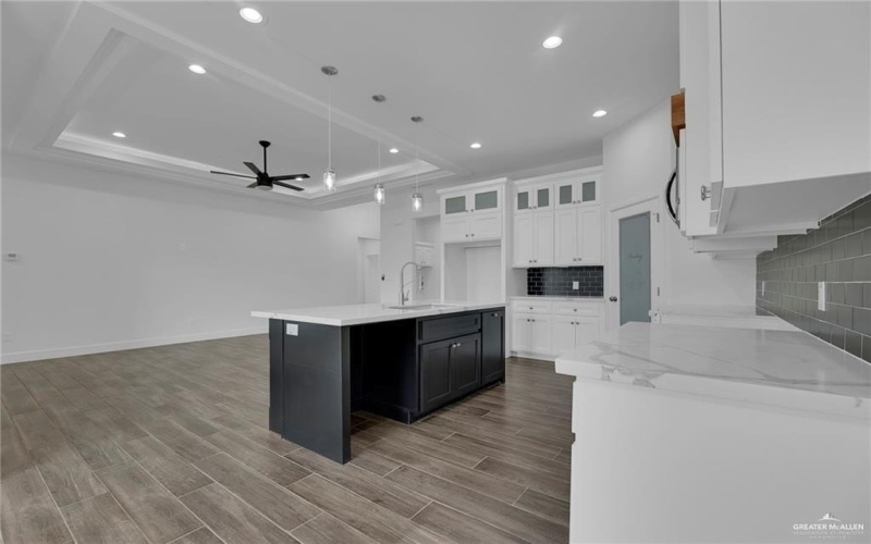 6104 N Playa Del Sol Street, Edinburg, TX 78542, 3 Habitaciones Habitaciones , ,2 BañosBaños,Residential,En Venta,6104 N Playa Del Sol Street,466339