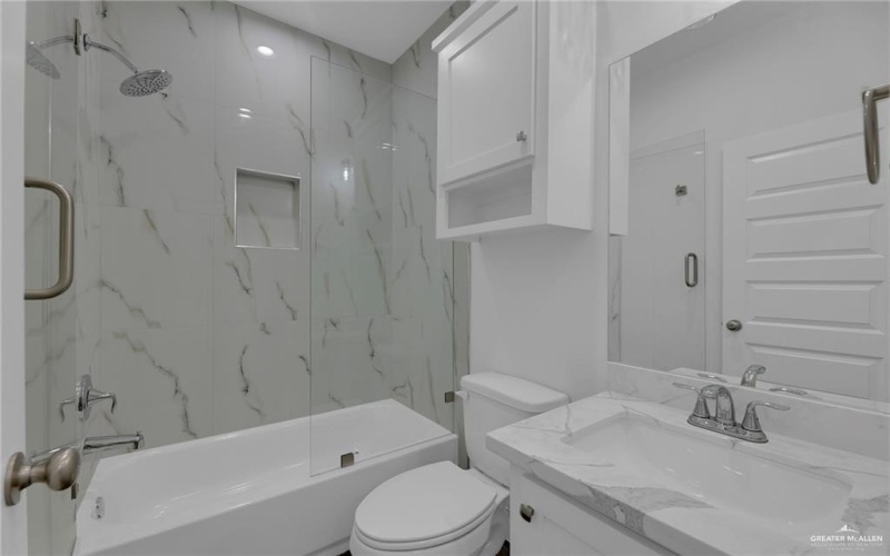 6104 N Playa Del Sol Street, Edinburg, TX 78542, 3 Habitaciones Habitaciones , ,2 BañosBaños,Residential,En Venta,6104 N Playa Del Sol Street,466339