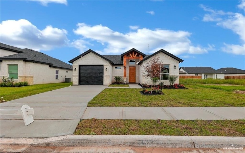 6104 N Playa Del Sol Street, Edinburg, TX 78542, 3 Habitaciones Habitaciones , ,2 BañosBaños,Residential,En Venta,6104 N Playa Del Sol Street,466339