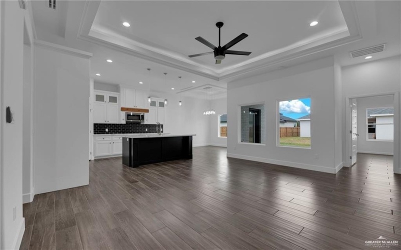 6104 N Playa Del Sol Street, Edinburg, TX 78542, 3 Habitaciones Habitaciones , ,2 BañosBaños,Residential,En Venta,6104 N Playa Del Sol Street,466339