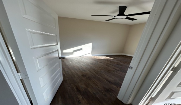 1109 W Front, Tyler, TX 75702, 4 Bedrooms Bedrooms, ,2 BathroomsBathrooms,Residential,For Sale,1109 W Front,25000621