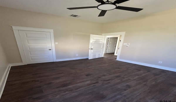 1109 W Front, Tyler, TX 75702, 4 Bedrooms Bedrooms, ,2 BathroomsBathrooms,Residential,For Sale,1109 W Front,25000621