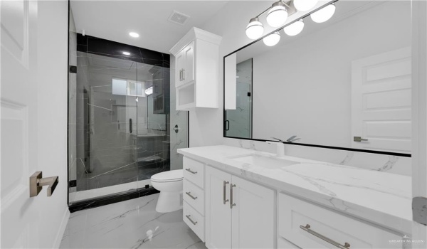 2317 N Woody Street, Edinburg, TX 78541, 3 Bedrooms Bedrooms, ,2 BathroomsBathrooms,Residential,For Sale,2317 N Woody Street,466433
