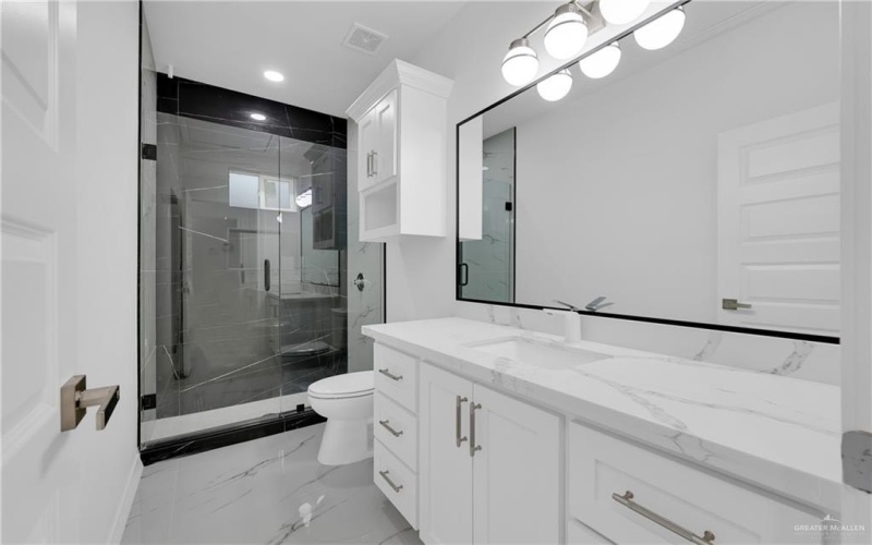 2317 N Woody Street, Edinburg, TX 78541, 3 Bedrooms Bedrooms, ,2 BathroomsBathrooms,Residential,For Sale,2317 N Woody Street,466433