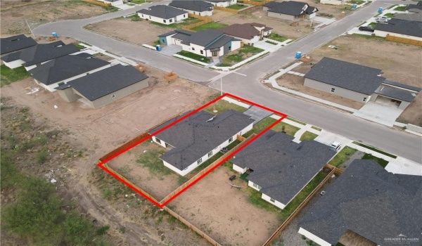 2317 N Woody Street, Edinburg, TX 78541, 3 Bedrooms Bedrooms, ,2 BathroomsBathrooms,Residential,For Sale,2317 N Woody Street,466433