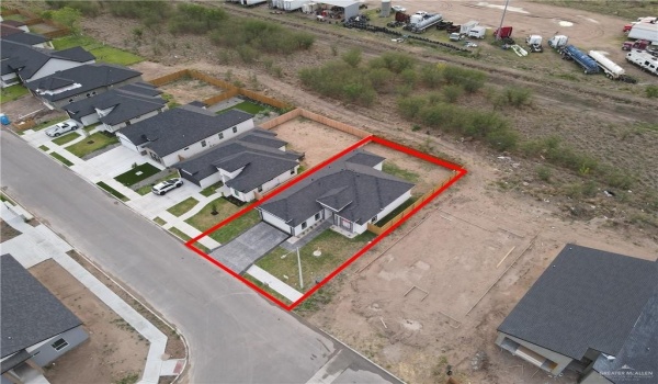 2317 N Woody Street, Edinburg, TX 78541, 3 Bedrooms Bedrooms, ,2 BathroomsBathrooms,Residential,For Sale,2317 N Woody Street,466433