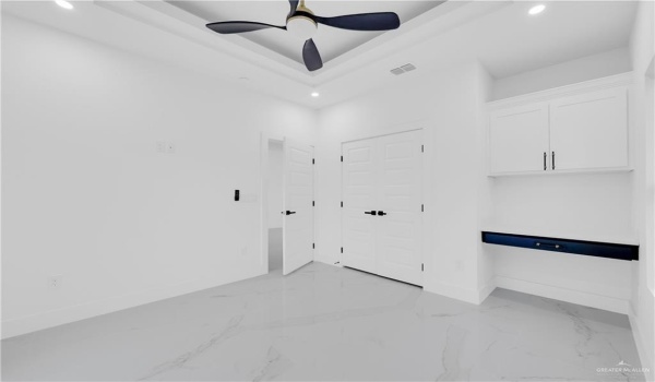 2304 N Revolution Street, Edinburg, TX 78541, 3 Bedrooms Bedrooms, ,2 BathroomsBathrooms,Residential,For Sale,2304 N Revolution Street,466435