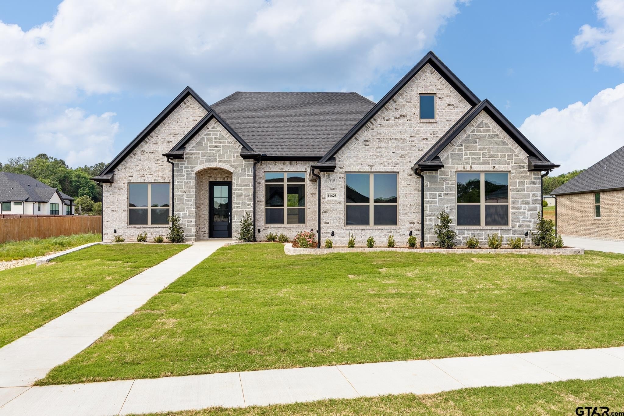 11428 Zoe Circle, Flint, TX 75762, 4 Bedrooms Bedrooms, ,2 BathroomsBathrooms,Residential,For Sale,11428 Zoe Circle,25001562