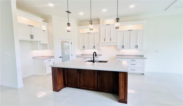 1904 Hole No. 6 Street, Mission, TX 78572, 3 Bedrooms Bedrooms, ,2 BathroomsBathrooms,Residential,For Sale,1904 Hole No. 6 Street,466464