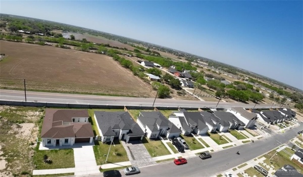 817 N Buxton Avenue, Edinburg, TX 78541, 4 Bedrooms Bedrooms, ,2 BathroomsBathrooms,Residential,For Sale,817 N Buxton Avenue,466524