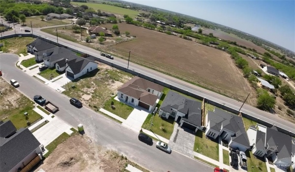 817 N Buxton Avenue, Edinburg, TX 78541, 4 Bedrooms Bedrooms, ,2 BathroomsBathrooms,Residential,For Sale,817 N Buxton Avenue,466524