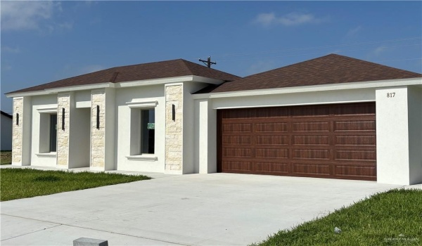817 N Buxton Avenue, Edinburg, TX 78541, 4 Bedrooms Bedrooms, ,2 BathroomsBathrooms,Residential,For Sale,817 N Buxton Avenue,466524