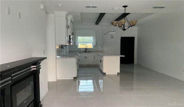 2819 Erasmo Drive, Weslaco, TX 78596, 4 Habitaciones Habitaciones , ,2 BañosBaños,Residential,En Venta,2819 Erasmo Drive,466566