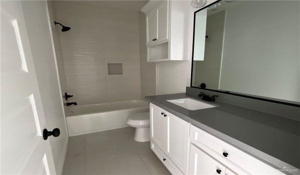 2819 Erasmo Drive, Weslaco, TX 78596, 4 Habitaciones Habitaciones , ,2 BañosBaños,Residential,En Venta,2819 Erasmo Drive,466566