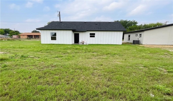 2819 Erasmo Drive, Weslaco, TX 78596, 4 Habitaciones Habitaciones , ,2 BañosBaños,Residential,En Venta,2819 Erasmo Drive,466566