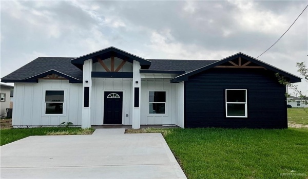 2819 Erasmo Drive, Weslaco, TX 78596, 4 Habitaciones Habitaciones , ,2 BañosBaños,Residential,En Venta,2819 Erasmo Drive,466566