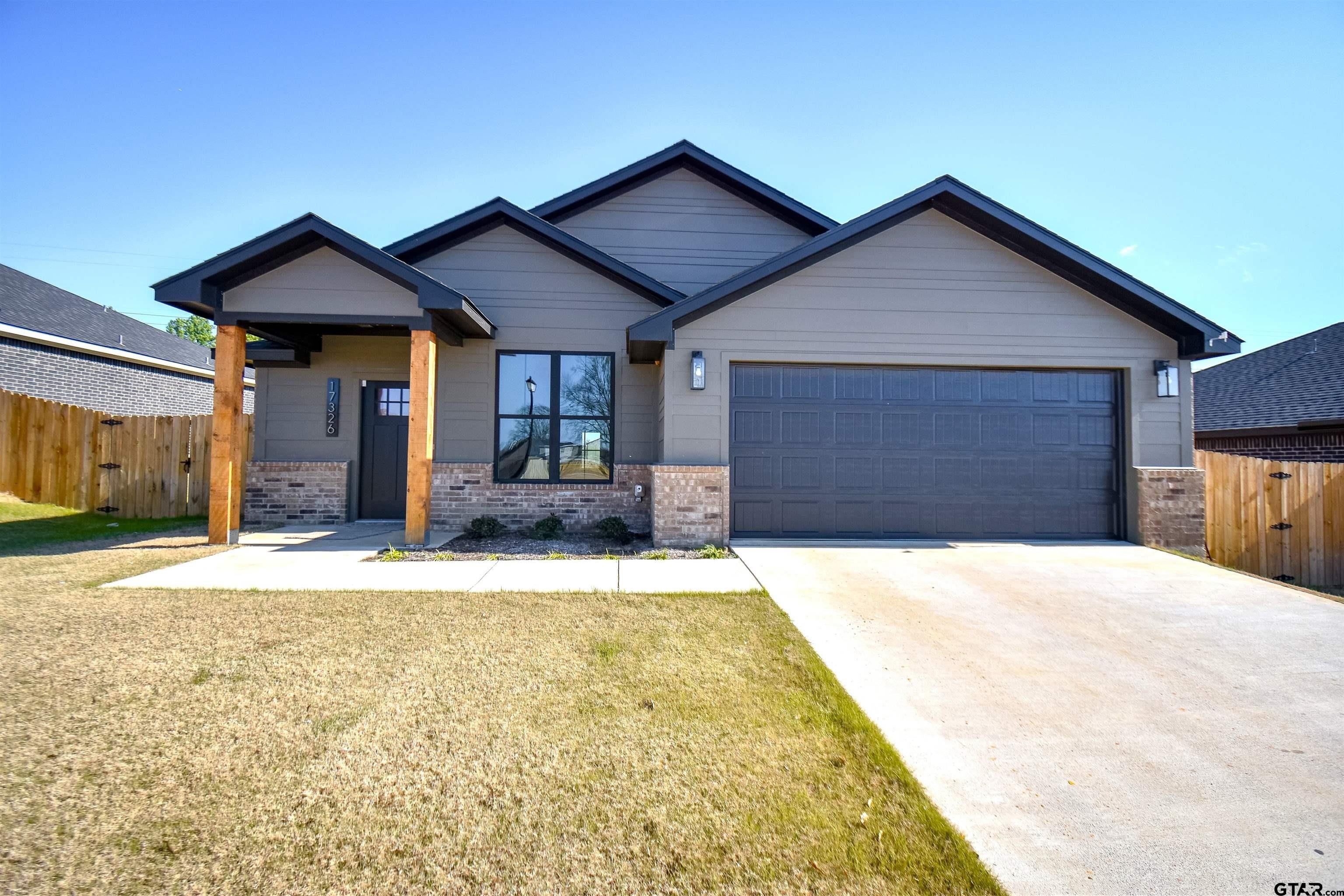 17326 Crossing Cir, Lindale, TX 75771, 3 Bedrooms Bedrooms, ,2 BathroomsBathrooms,Residential,For Sale,17326 Crossing Cir,25001690