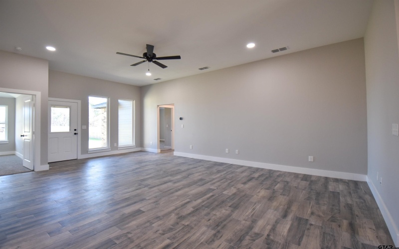 17326 Crossing Cir, Lindale, TX 75771, 3 Habitaciones Habitaciones , ,2 BañosBaños,Residential,En Venta,17326 Crossing Cir,25001690