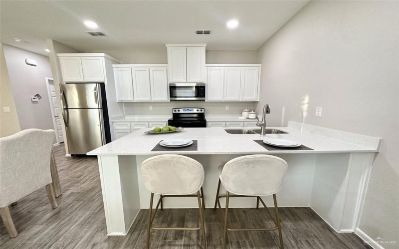 3302 Wolf Creek Avenue, McAllen, TX 78504, ,Residential Multi Family,For Sale,3302 Wolf Creek Avenue,466597