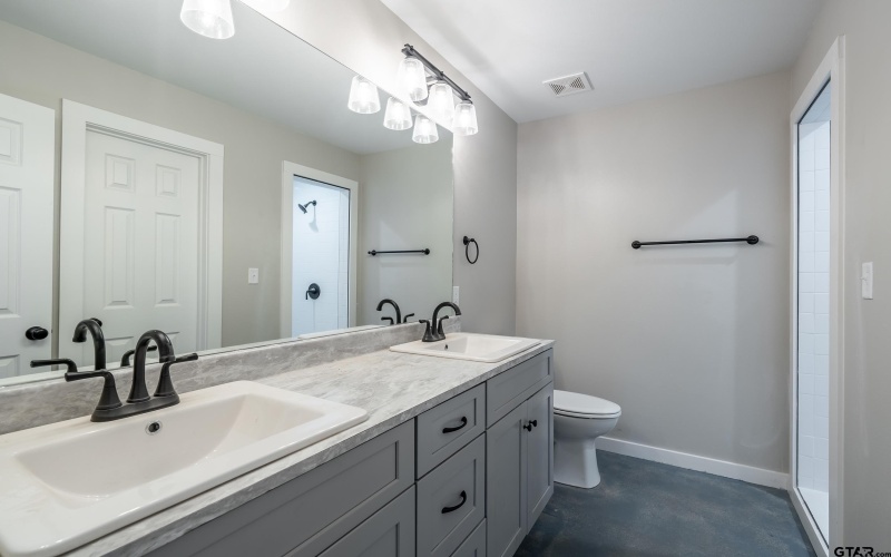 12107 Suite A CR 4404, LaRue, TX 75770, 3 Bedrooms Bedrooms, ,2 BathroomsBathrooms,Residential,For Sale,12107 Suite A CR 4404,25001733