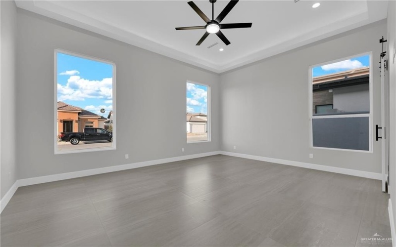 2700 W Chesterfield Avenue, Edinburg, TX 78539, 4 Bedrooms Bedrooms, ,3 BathroomsBathrooms,Residential,For Sale,2700 W Chesterfield Avenue,466616