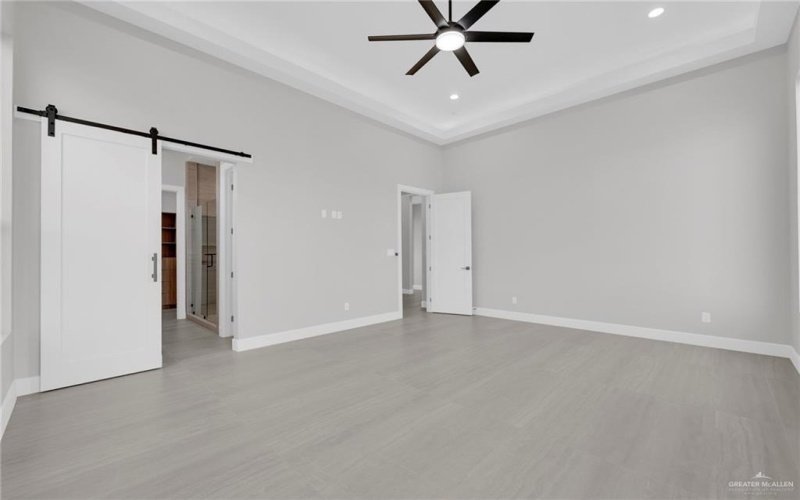 2700 W Chesterfield Avenue, Edinburg, TX 78539, 4 Bedrooms Bedrooms, ,3 BathroomsBathrooms,Residential,For Sale,2700 W Chesterfield Avenue,466616