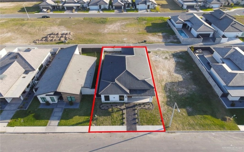 2700 W Chesterfield Avenue, Edinburg, TX 78539, 4 Bedrooms Bedrooms, ,3 BathroomsBathrooms,Residential,For Sale,2700 W Chesterfield Avenue,466616