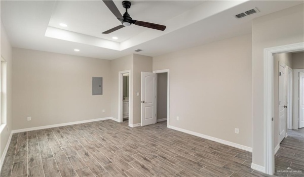 2326 Via Roma Road, Weslaco, TX 78596, 3 Bedrooms Bedrooms, ,2 BathroomsBathrooms,Residential,For Sale,2326 Via Roma Road,466761
