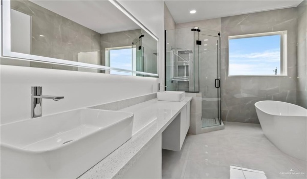 4312 Zanesville Avenue, McAllen, TX 78503, 3 Bedrooms Bedrooms, ,2 BathroomsBathrooms,Residential,For Sale,4312 Zanesville Avenue,466829