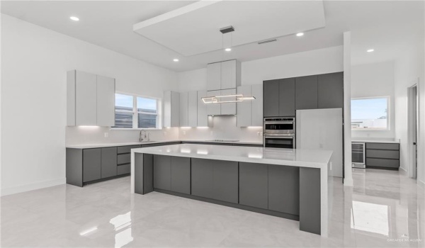 4312 Zanesville Avenue, McAllen, TX 78503, 3 Bedrooms Bedrooms, ,2 BathroomsBathrooms,Residential,For Sale,4312 Zanesville Avenue,466829