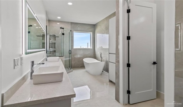 4312 Zanesville Avenue, McAllen, TX 78503, 3 Bedrooms Bedrooms, ,2 BathroomsBathrooms,Residential,For Sale,4312 Zanesville Avenue,466829
