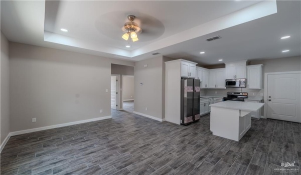 3021 Briggs Road, Weslaco, TX 78596, ,Residential Multi Family,En Venta,3021 Briggs Road,466855