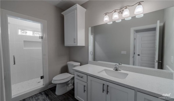 3021 Briggs Road, Weslaco, TX 78596, ,Residential Multi Family,En Venta,3021 Briggs Road,466855