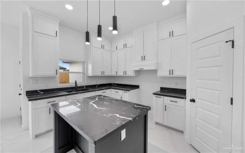 2909 Arboledas Drive, San Juan, TX 78589, 3 Habitaciones Habitaciones , ,2 BañosBaños,Residential,En Venta,2909 Arboledas Drive,466937