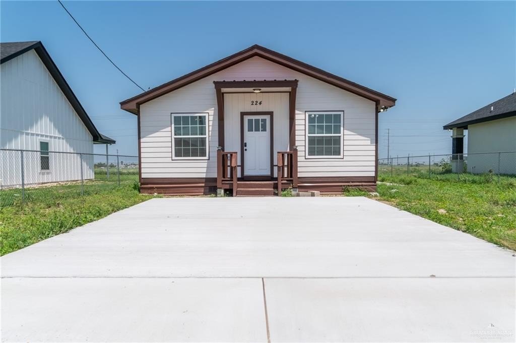 224 Contento Avenue, Donna, TX 78537, 3 Habitaciones Habitaciones , ,2 BañosBaños,Residential,En Venta,224 Contento Avenue,466945
