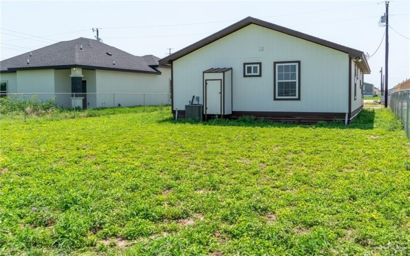 224 Contento Avenue, Donna, TX 78537, 3 Habitaciones Habitaciones , ,2 BañosBaños,Residential,En Venta,224 Contento Avenue,466945