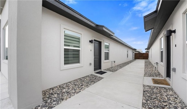 3507 Vanessa Lane #1, Weslaco, TX 78596, 2 Bedrooms Bedrooms, ,2 BathroomsBathrooms,Residential Lease,For Rent,3507 Vanessa Lane,467025