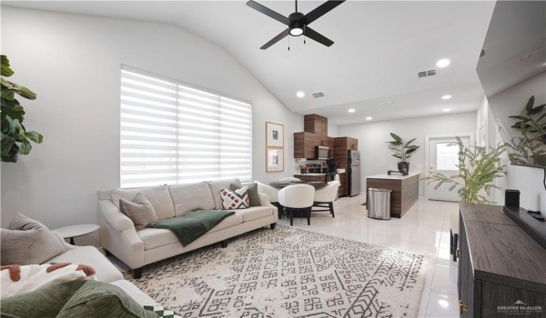 3507 Vanessa Lane #1, Weslaco, TX 78596, 2 Bedrooms Bedrooms, ,2 BathroomsBathrooms,Residential Lease,For Rent,3507 Vanessa Lane,467025