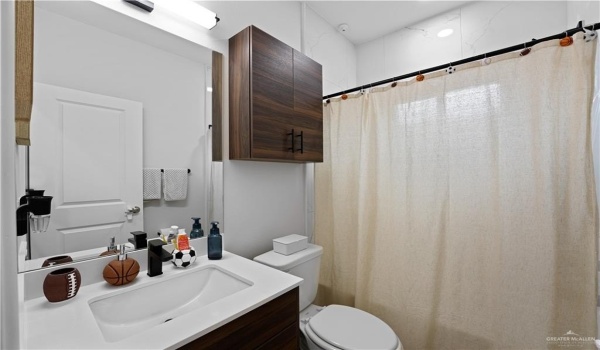 3507 Vanessa Lane #1, Weslaco, TX 78596, 2 Bedrooms Bedrooms, ,2 BathroomsBathrooms,Residential Lease,For Rent,3507 Vanessa Lane,467025