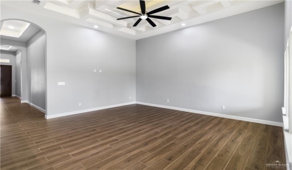 3000 N Alyna Avenue, Edinburg, TX 78541, 4 Bedrooms Bedrooms, ,2 BathroomsBathrooms,Residential,For Sale,3000 N Alyna Avenue,467057
